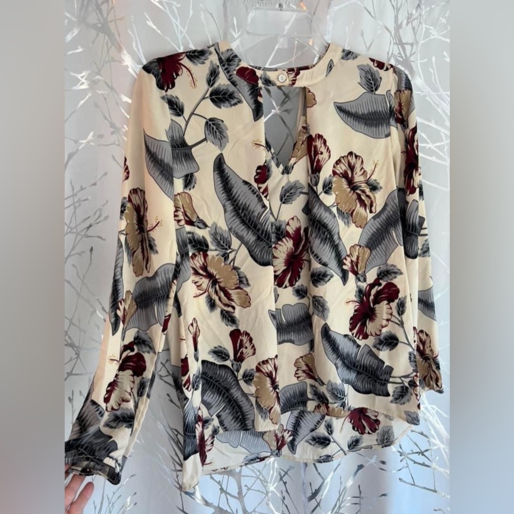 Peach love top new with tags